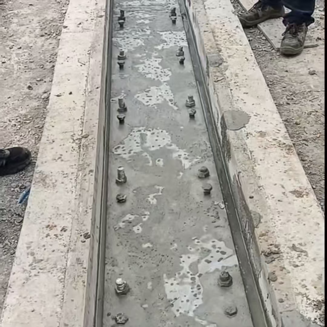 洪湖环氧树脂轨道胶泥是什么？用在哪里？